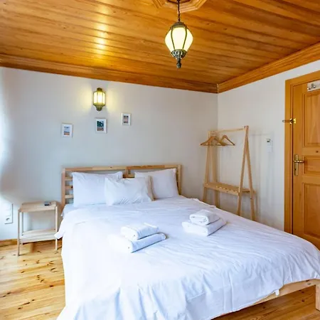 Cozy Flat Near Trendy Attractions In Balat Fatih Апартаменты Стамбул